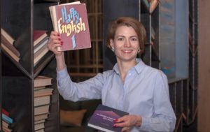 Понять законы жизни: в Москве набирает популярность чтение Великих книг