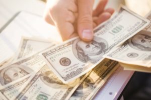 Клиенты вложили в хедж-фонды «Сбер Управление Активами»  млн